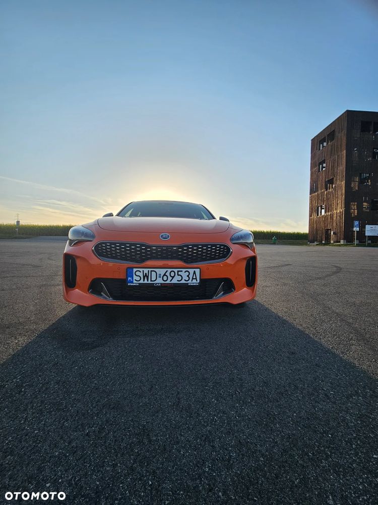 Kia Stinger 2.0 T-GDI GT Line - 4