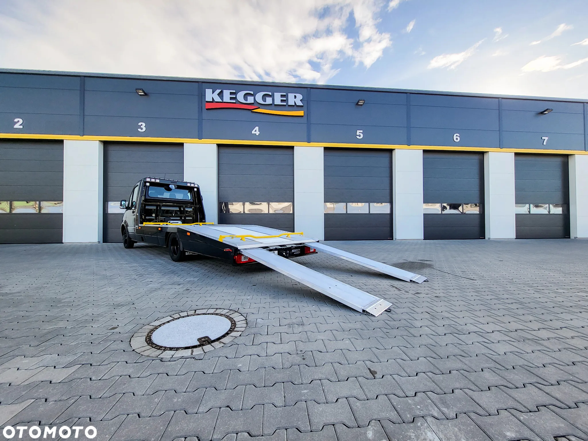 Mercedes-Benz Sprinter 519 3.0 V6 KEGGER  od ręki - 13