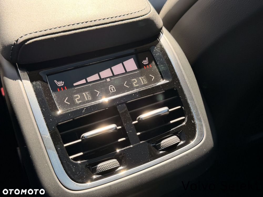 Volvo XC 60 - 33
