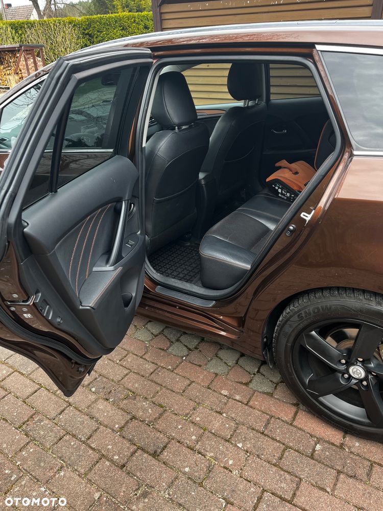 Toyota Avensis 1.8 Prestige - 10