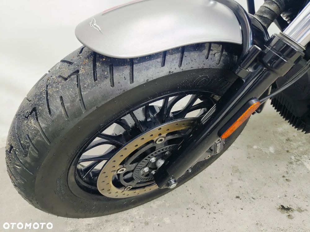 Moto Guzzi V9 - 21