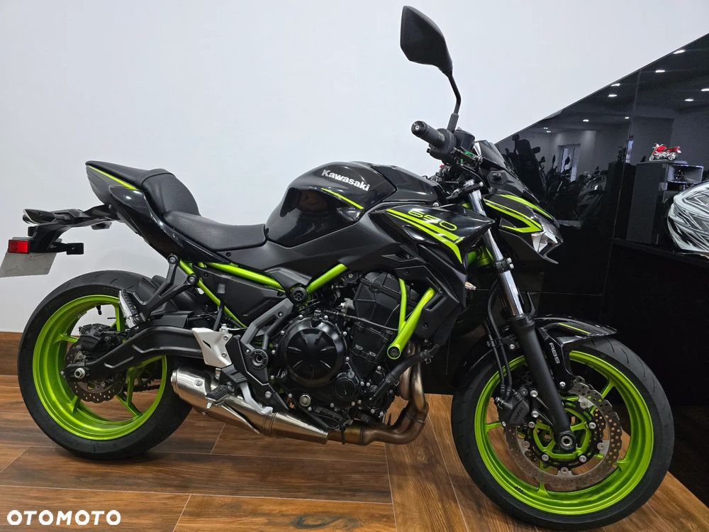 Kawasaki Z 650 - 11