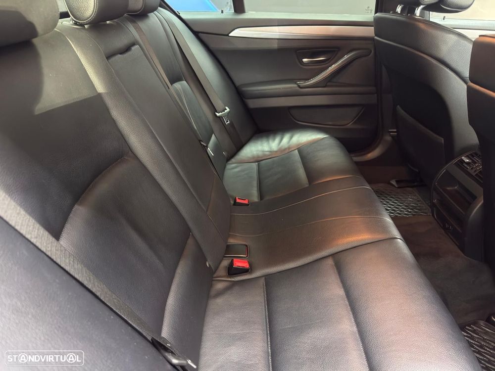 BMW 520 d Pack M - 59