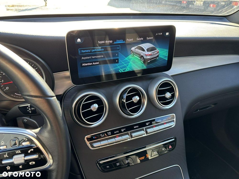 Mercedes-Benz GLC - 25