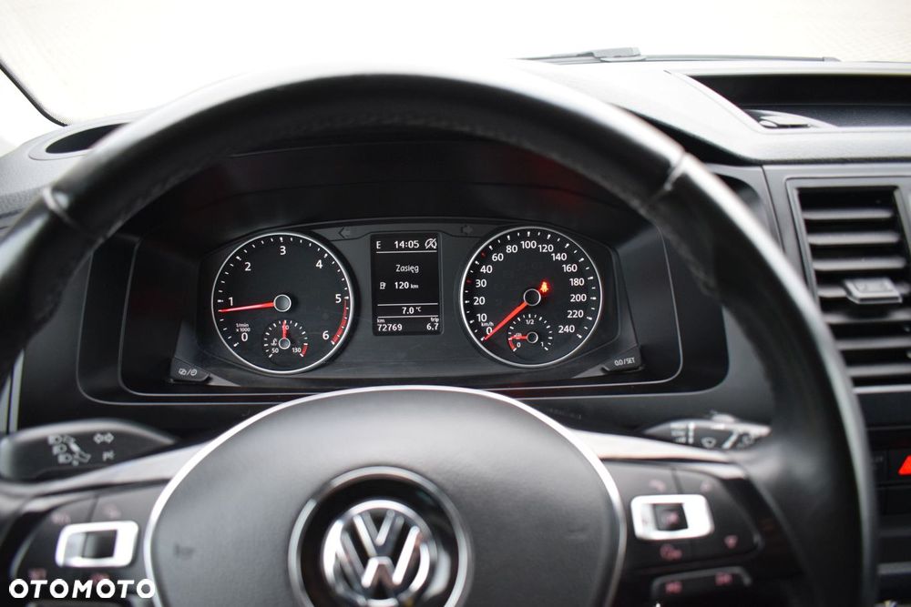 Volkswagen Transporter Caravelle DSG Lang Comfortline - 16