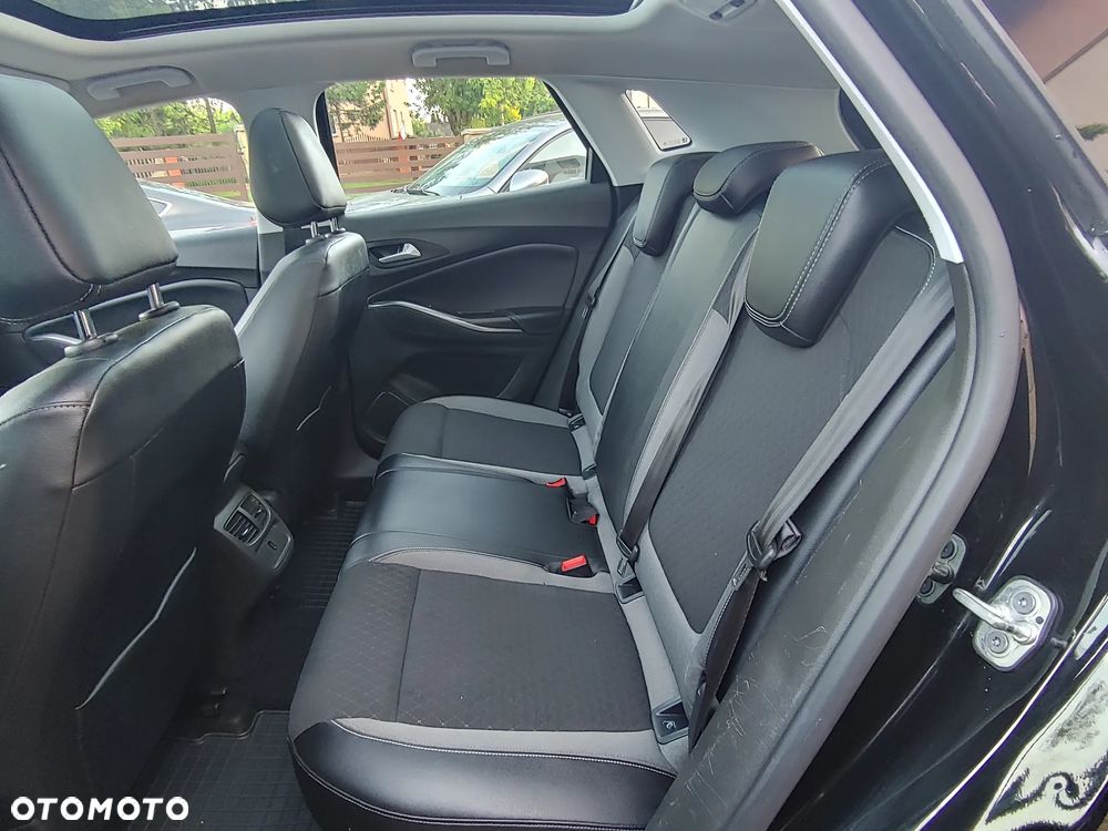 Opel Grandland X 1.2 Start/Stop Automatik Business Edition - 11