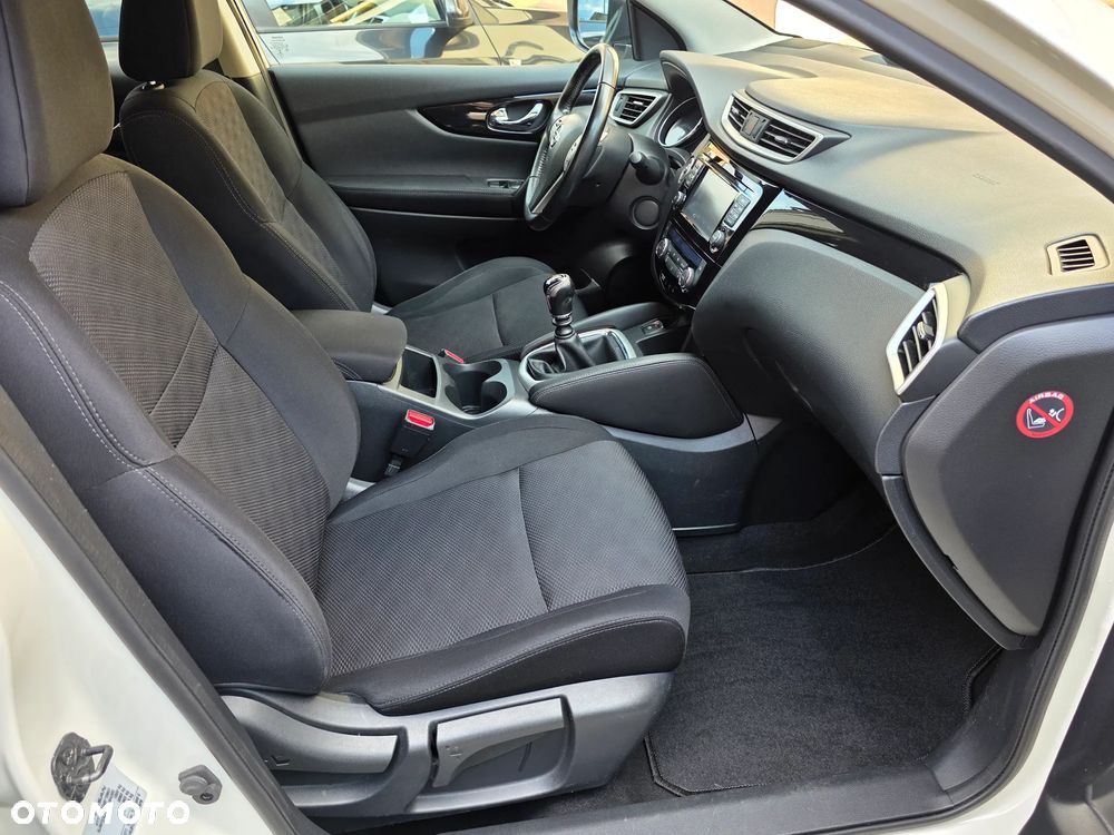 Nissan Qashqai 1.2 DIG-T N-Connecta - 18