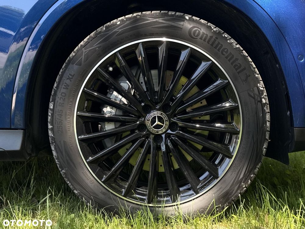 Mercedes-Benz GLC - 24