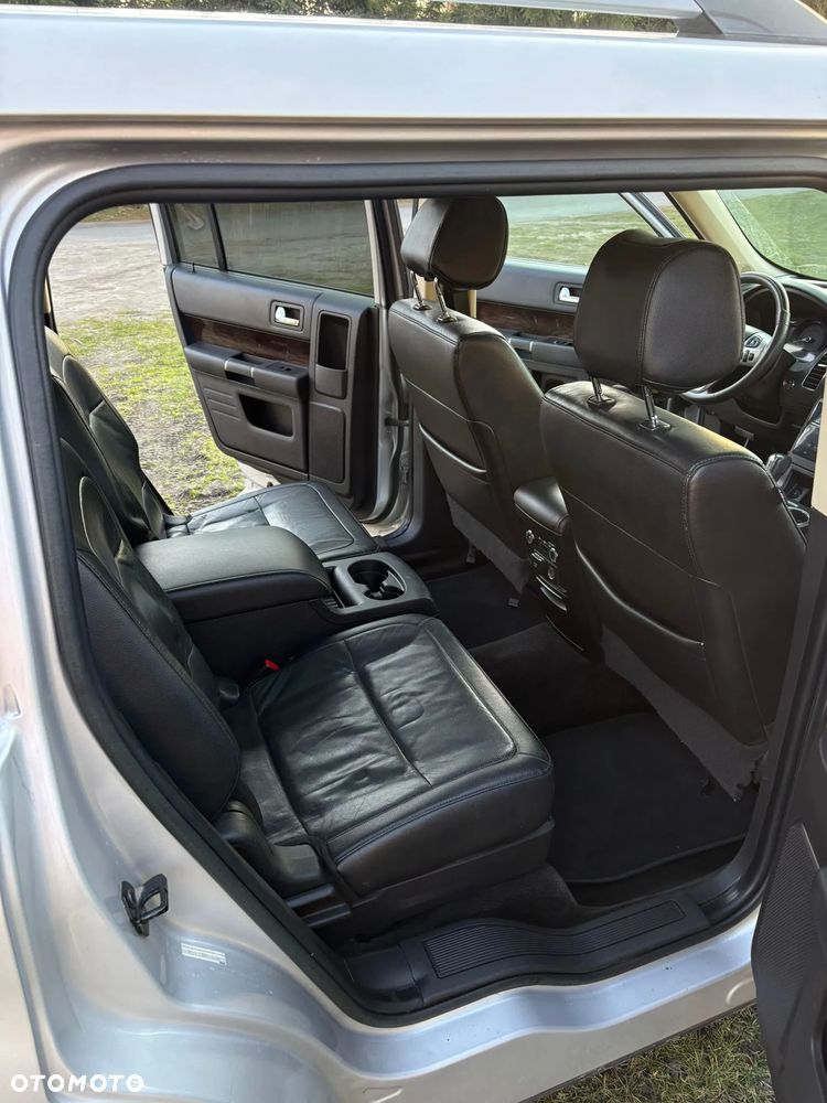 Ford Flex - 13