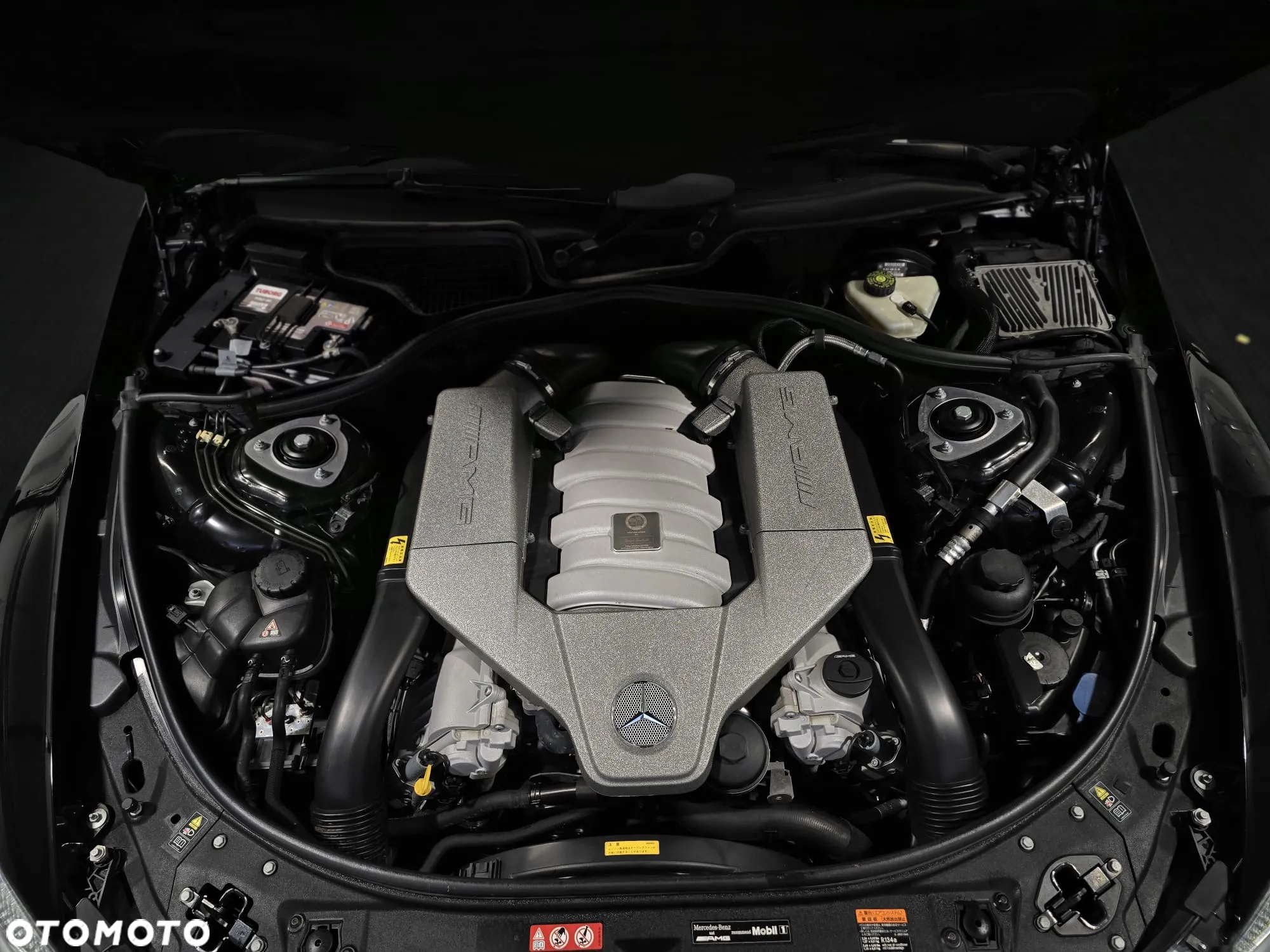 Mercedes-Benz CL 63 AMG 7G-TRONIC - 22