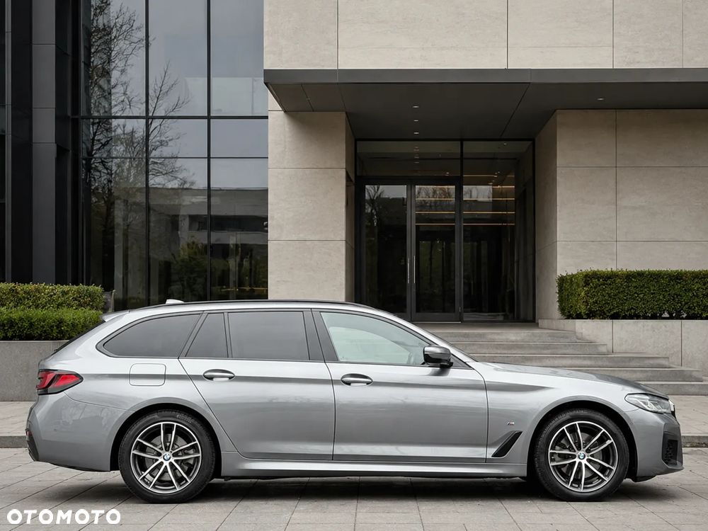 BMW Seria 5 520d xDrive mHEV M Sport sport - 5