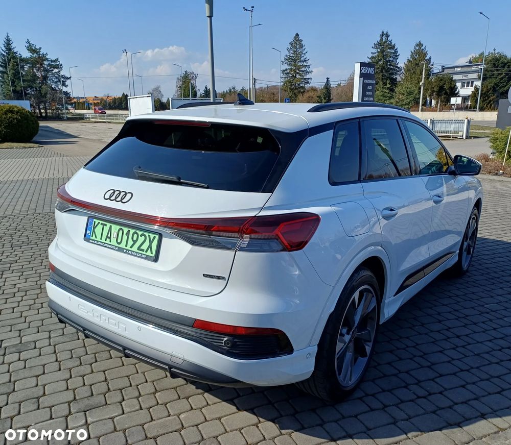 Audi Q4 e-tron - 6