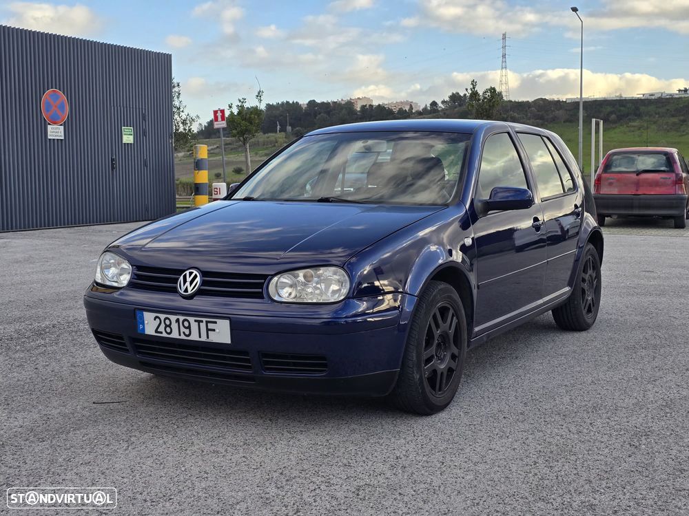 VW Golf 1.9 TDi Highline - 4