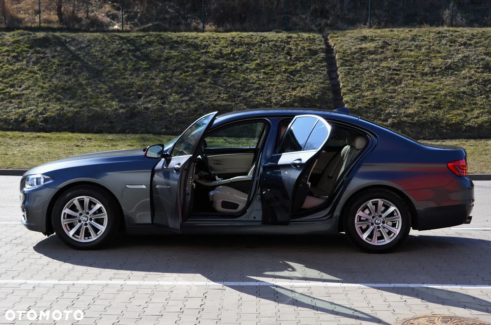 BMW Seria 5 520d xDrive Luxury Line - 26