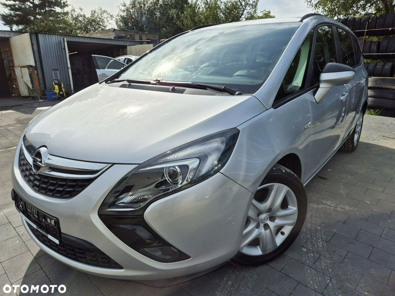 Opel Zafira 1.4 T Cosmo - 1