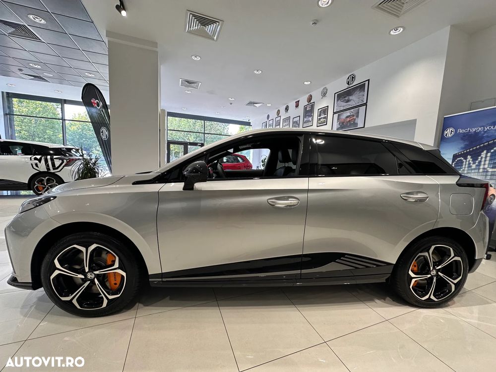 MG MG4 EV 64 kWh XPower - 3