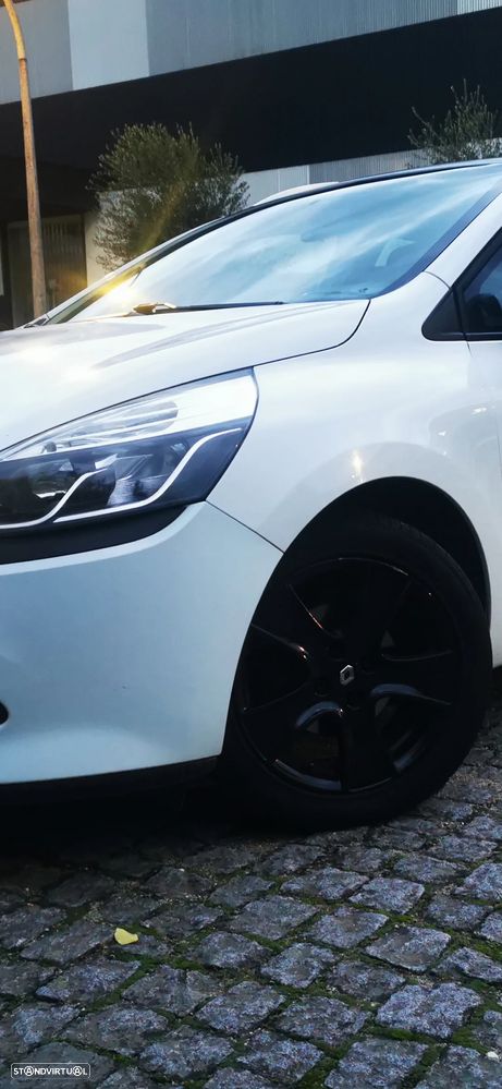 Renault Clio Sport Tourer 1.5 dCi Luxe - 21
