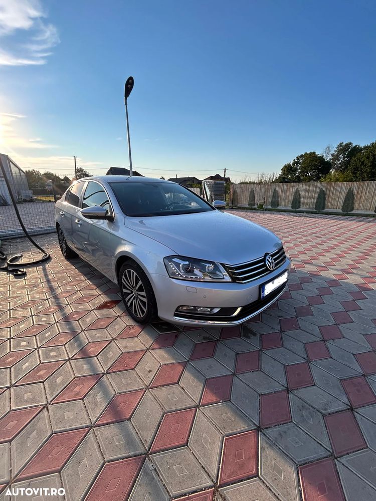 Volkswagen Passat 2.0 TDI BlueMotion Tehnology Highline - 1