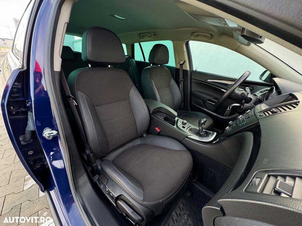 Opel Insignia 2.0 CDTI Sports Tourer Edition - 19