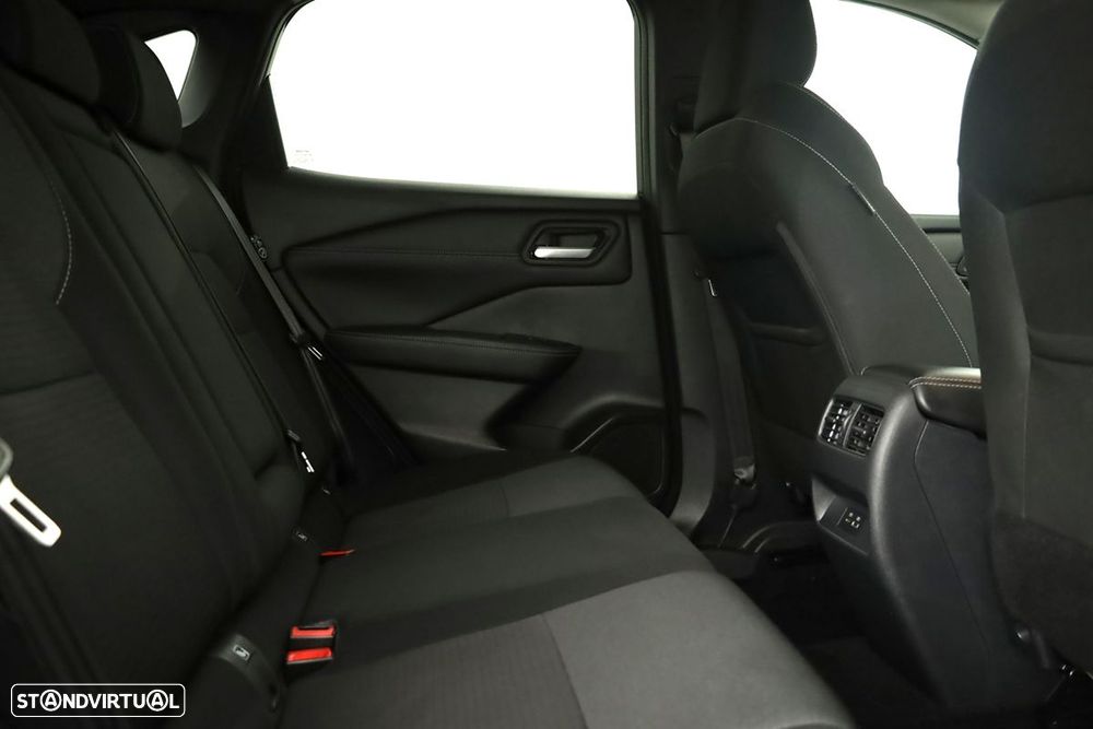 Nissan Qashqai 1.3 DIG-T N-Connecta LED Xtronic - 20