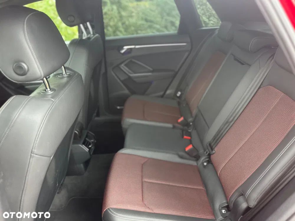 Audi Q3 - 24