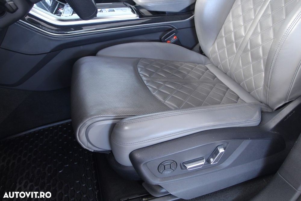 Audi Q8 50 TDI quattro Tiptronic MHEV - 12