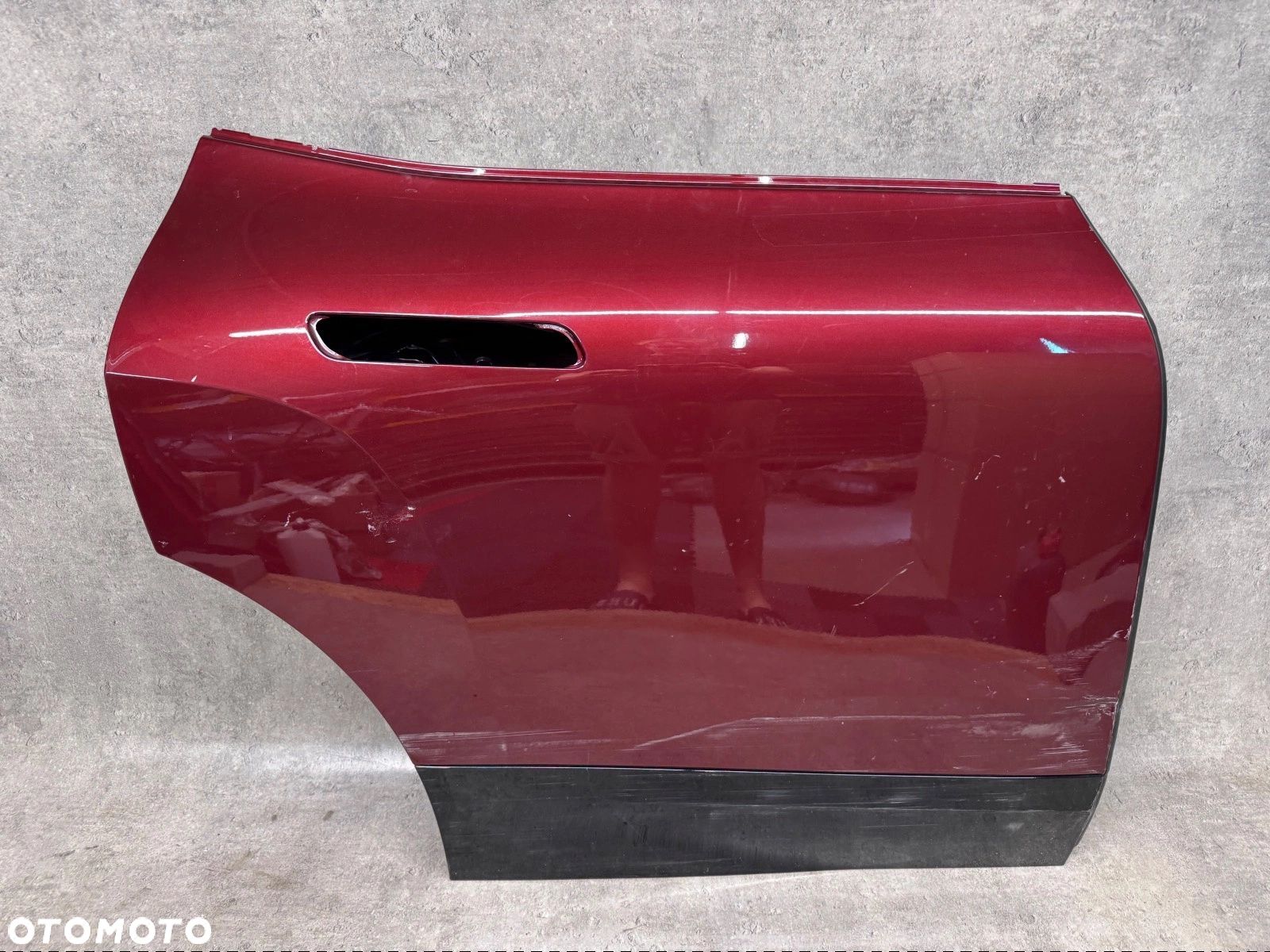 DRZWI PRAWE TYŁ BMW IX I20 20210 - 1