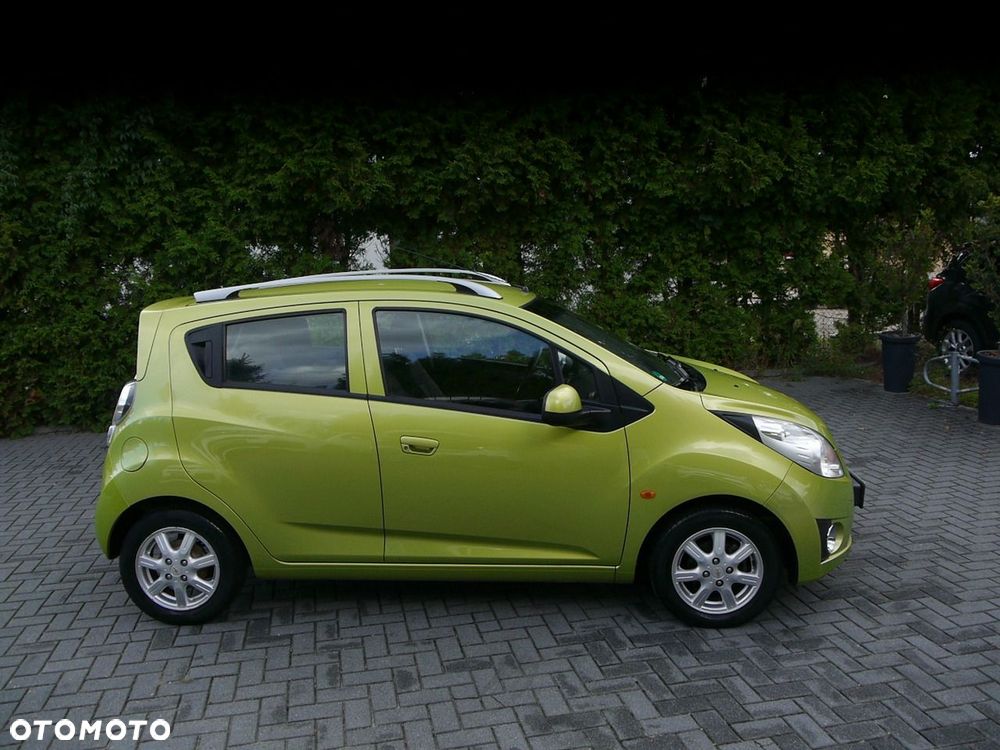 Chevrolet Spark 1.2 LT+ - 11