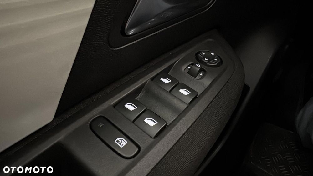 Citroën C4 1.2 PureTech Feel S&S - 26