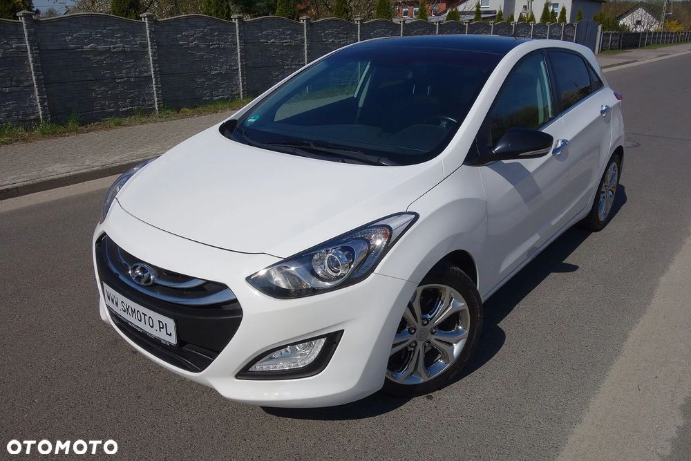 Hyundai i30 1.6 Fifa World Cup Edition - 1