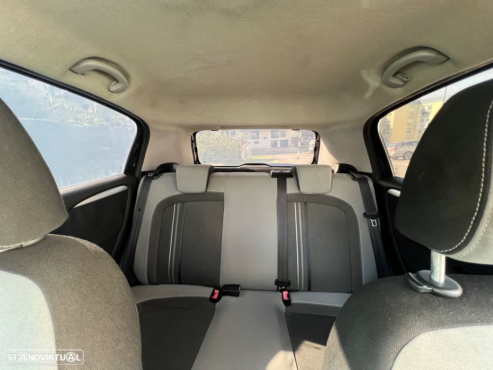 Fiat Punto 1.3 M-Jet Easy S&S - 10