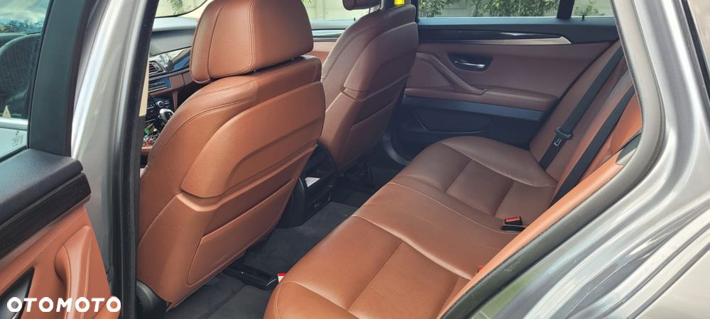 BMW Seria 5 520d - 6
