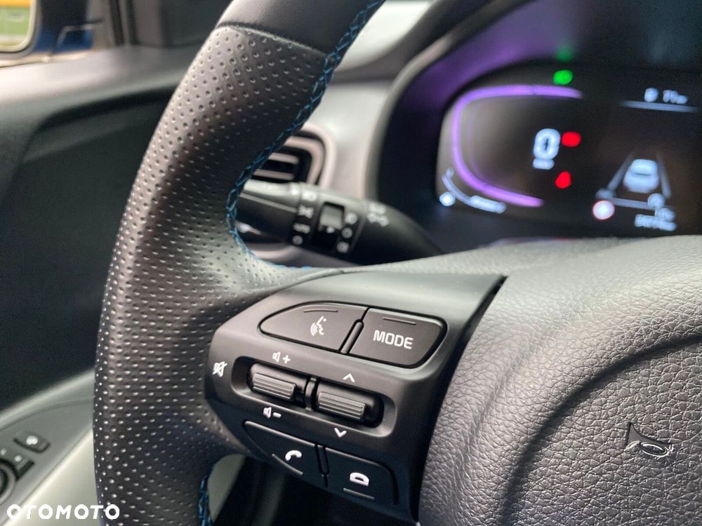 Kia Stonic - 19