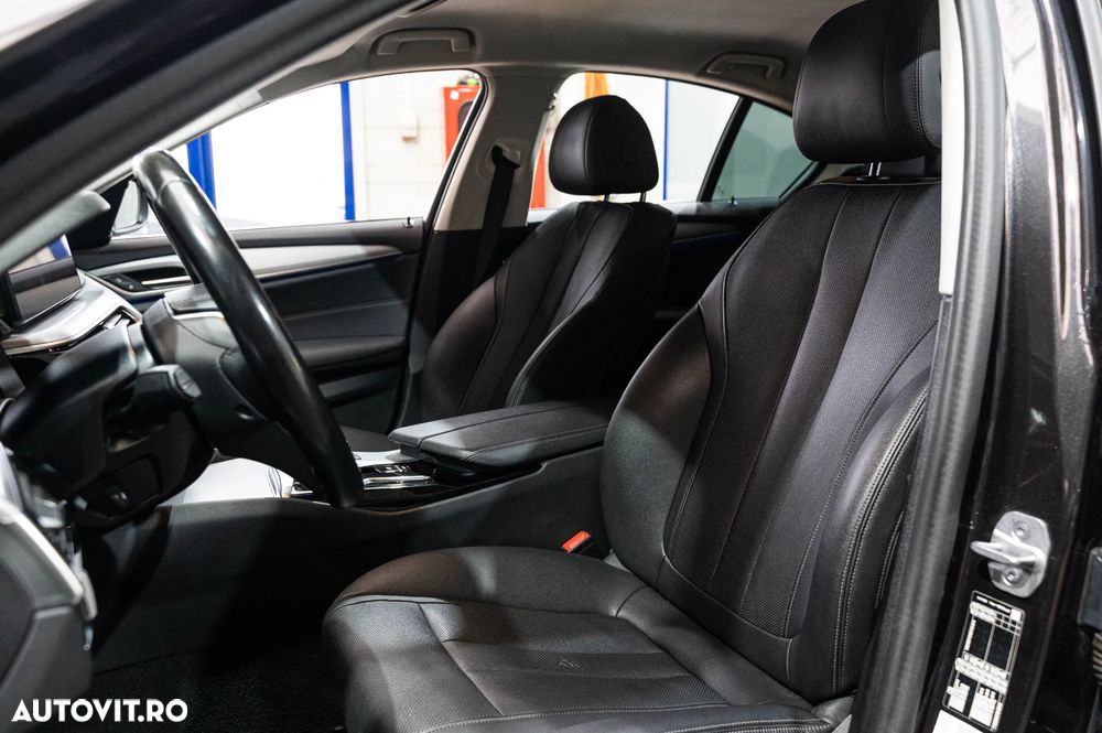 BMW Seria 5 520d Aut. Luxury Line - 5