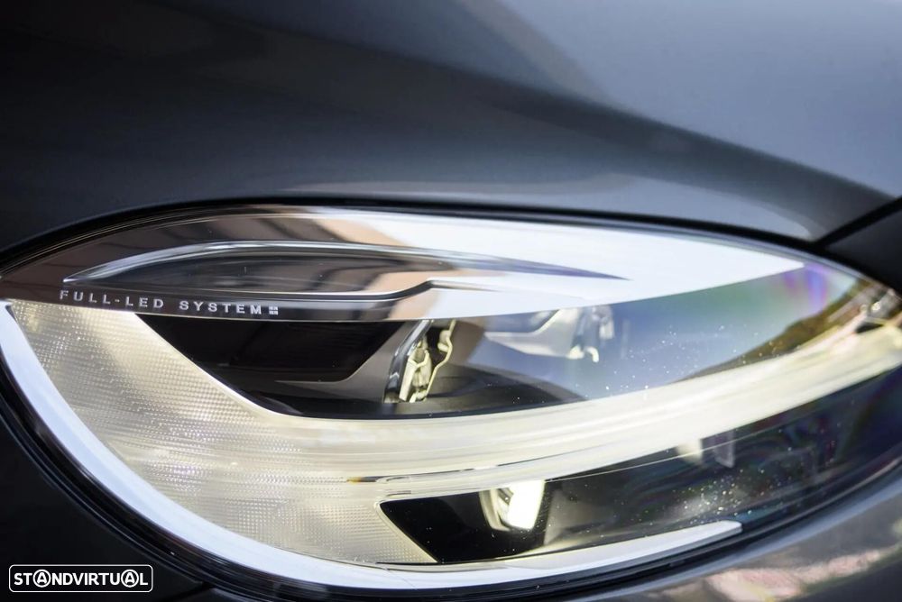 Volvo V40 1.5 T3 Sport Edition R Geartronic - 23