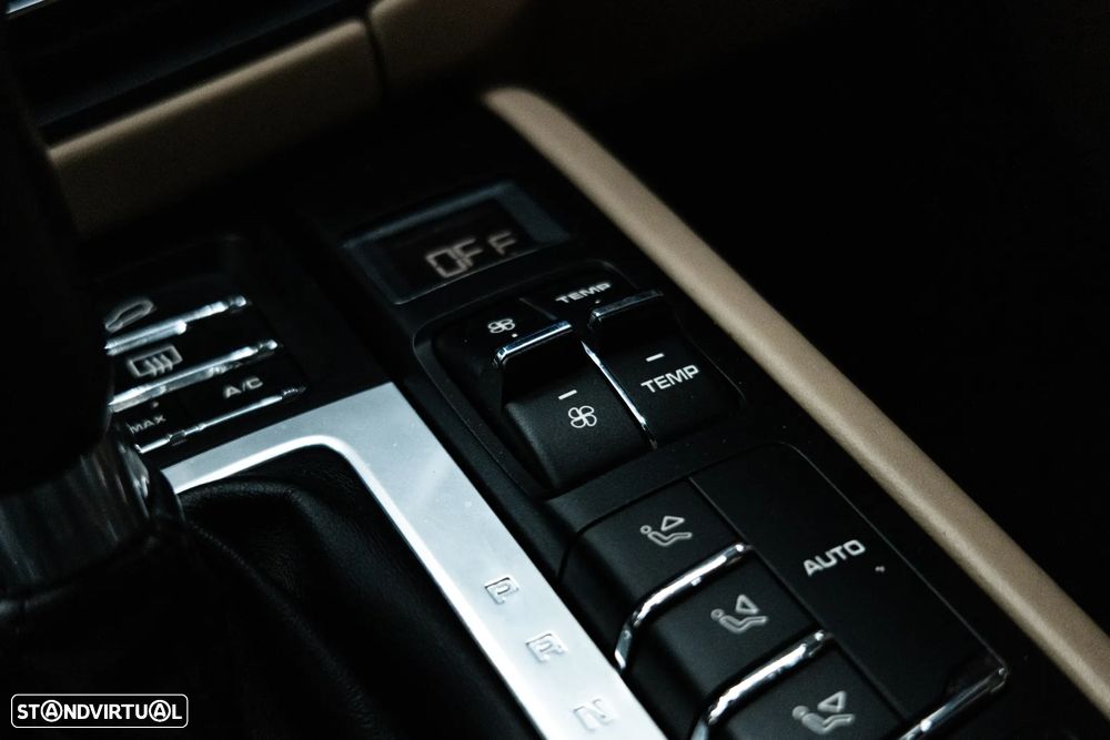 Porsche Macan Standard - 32