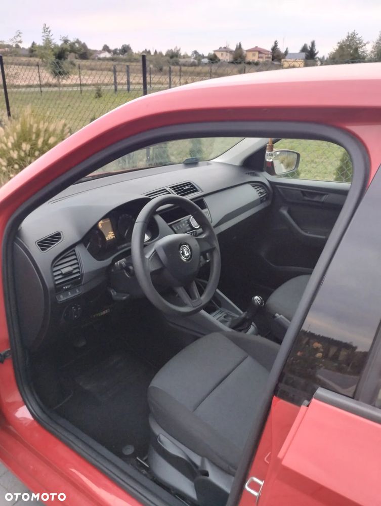 Skoda Fabia - 5
