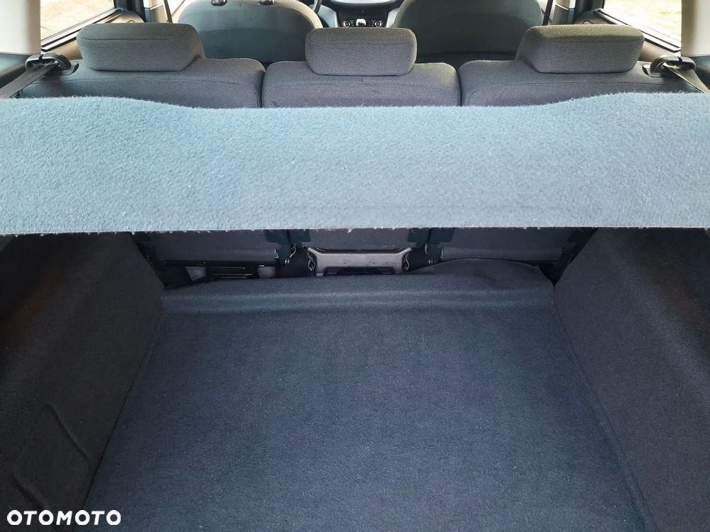 Ford C-MAX 1.6 TDCi Start-Stop-System Champions Edition - 28