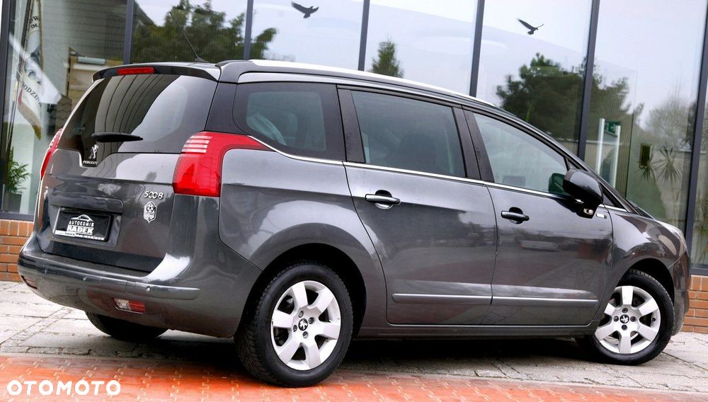 Peugeot 5008 - 6