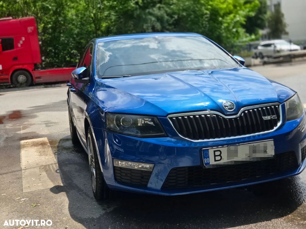 Skoda Octavia 2.0 TDI RS DSG - 5
