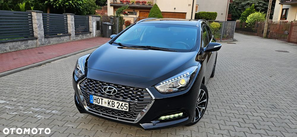 Hyundai i40 Kombi blue 1.6 CRDi Space Plus - 1