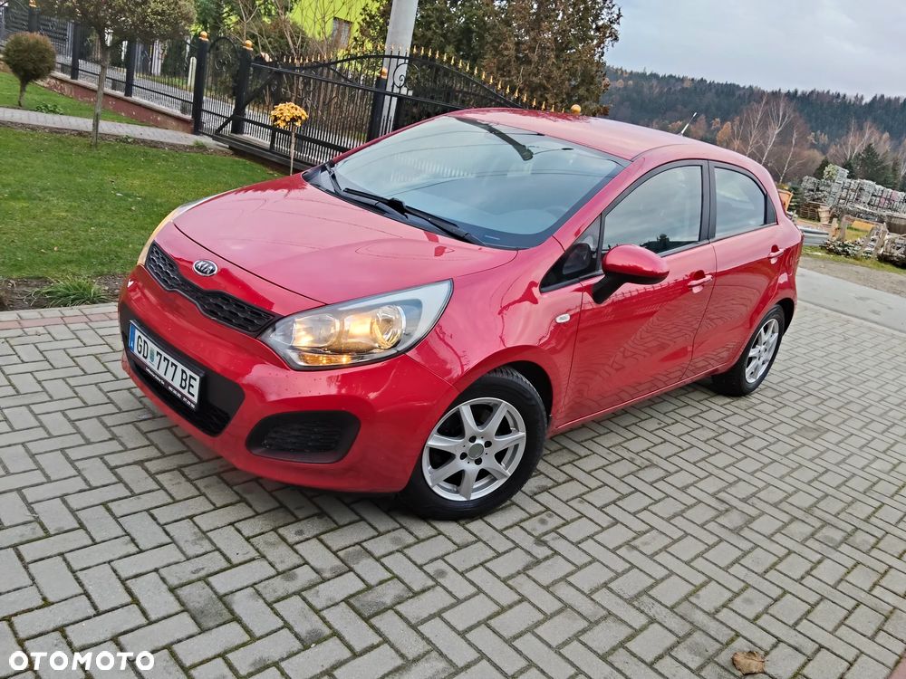 Kia Rio 1.2 Attract - 1
