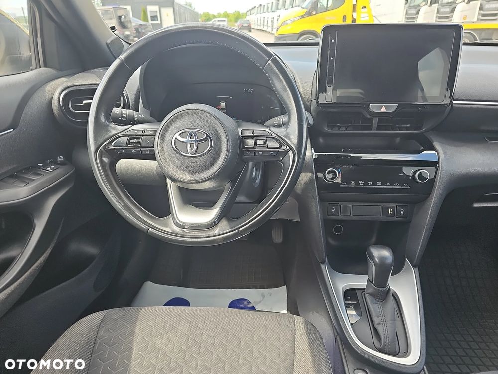 Toyota Yaris Cross - 11