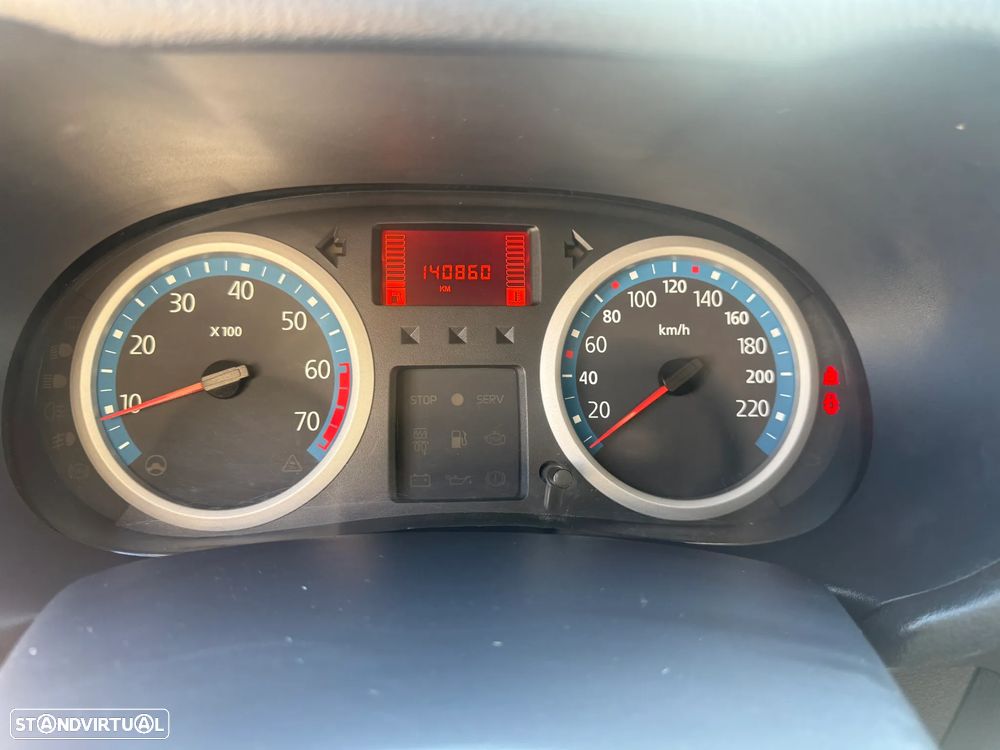 Renault Clio 1.2 16V Billabong - 21