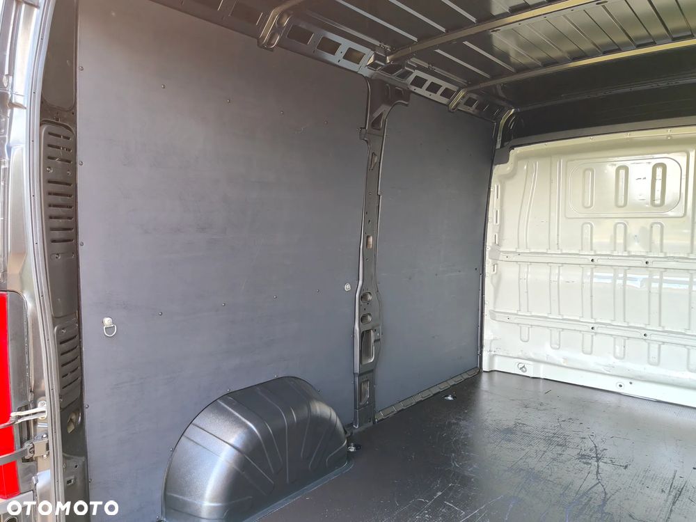 Peugeot BOXER L2H2 2.2 Diesel 130KM - 12