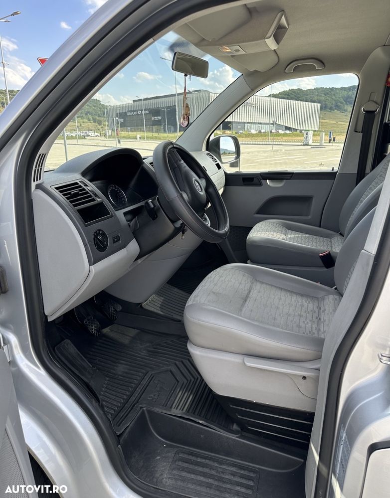 Volkswagen Transporter - 2