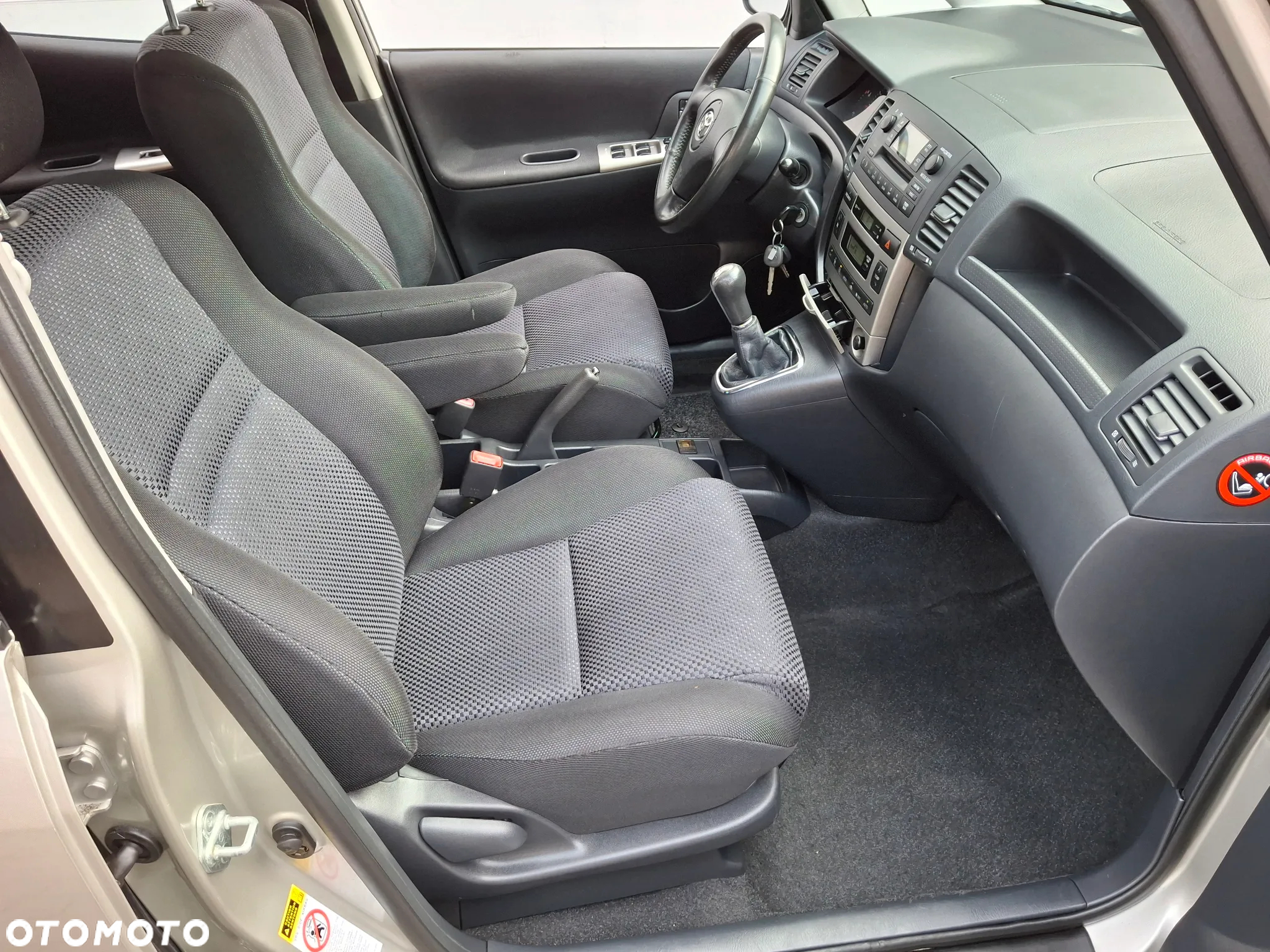 Toyota Corolla Verso 2.0 D-4D Sol - 10