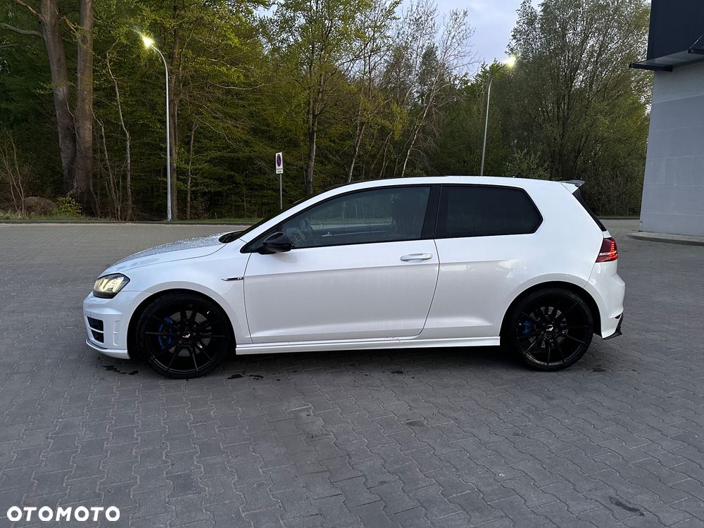 Volkswagen Golf - 3