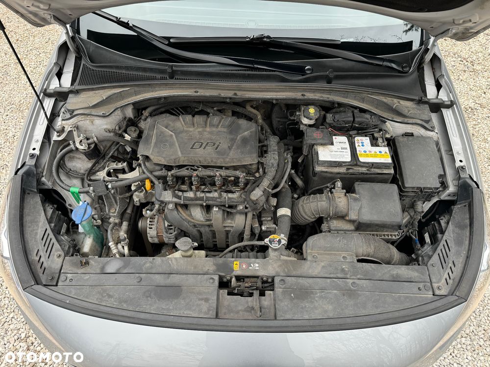 Hyundai i30 1.5 DPI Classic + - 24