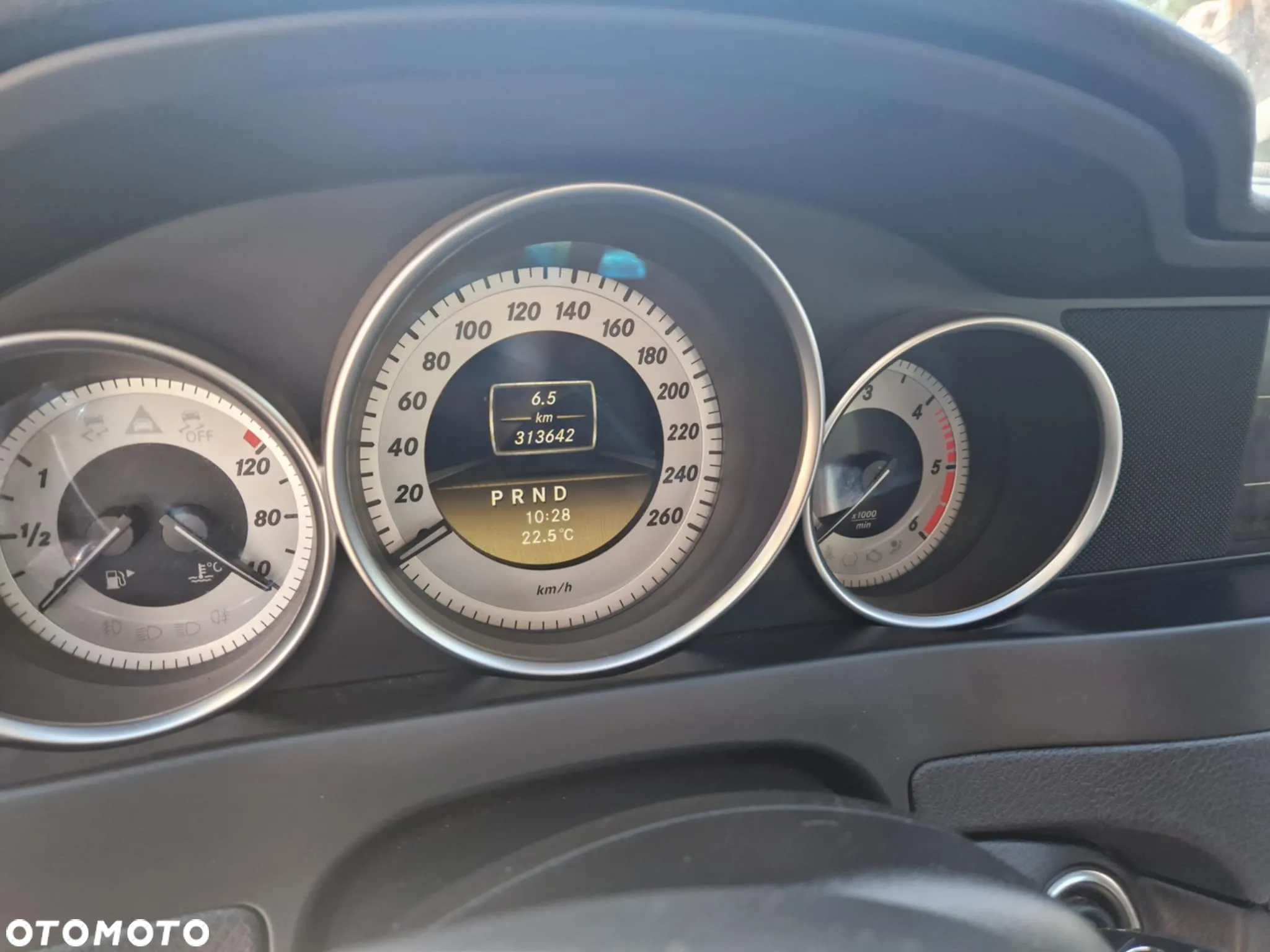 Mercedes-Benz Klasa C 220 (BlueTEC) d T 7G-TRONIC Avantgarde - 17